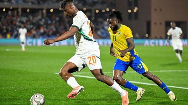 Touré erlöst die Elfenbeinküste - Kofane lässt Kamerun jubeln