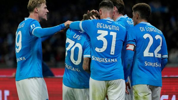 Italien: Neapel springt an die Tabellenspitze