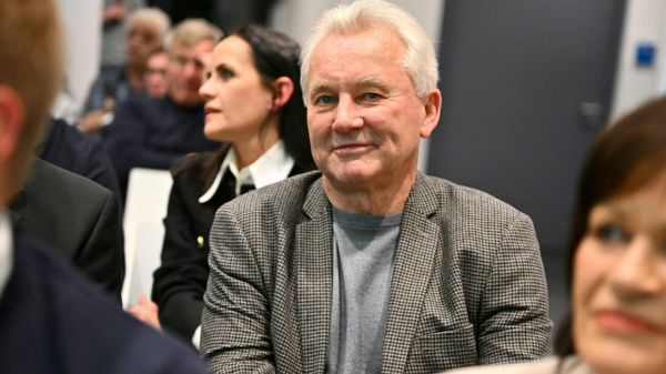 Trotz Kritik: Trainerverband steht hinter Handshake-Dialog