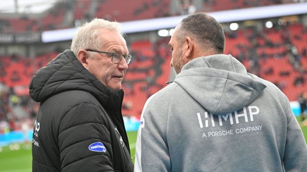 FCH in der Krise: Sanwald stärkt Schmidt