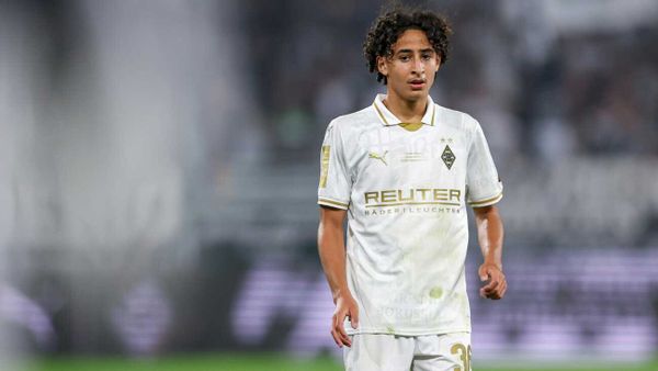 Gladbach-Talent Mohya erleidet Innenbandverletzung