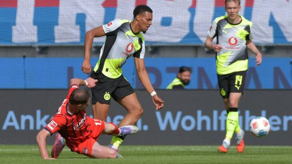 Nach Rot gegen den BVB: Siwsiwadse für drei Spiele gesperrt