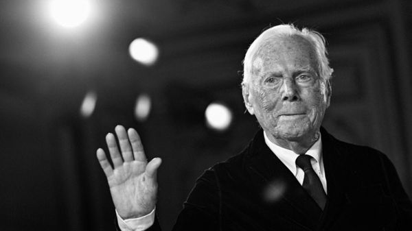 "Goldmedaille der Eleganz": Sportwelt trauert um Armani