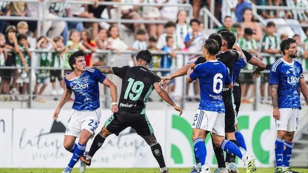 Wilder Westen im Freundschaftsspiel zwischen Betis und Como