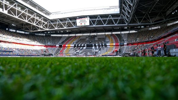 DFB-Frauen in Düsseldorf gegen Frankreich