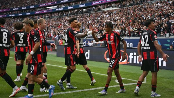 Glückliches Wiedersehen für Zetterer: Frankfurt schlägt Bremen