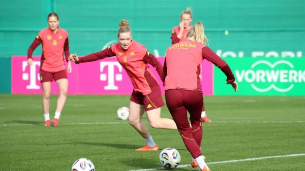 DFB-Frauen: Alara rückt für Linder nach