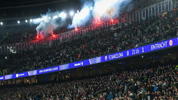 Schadet massiv: Frankfurt-Präsident kritisiert eigene Fans