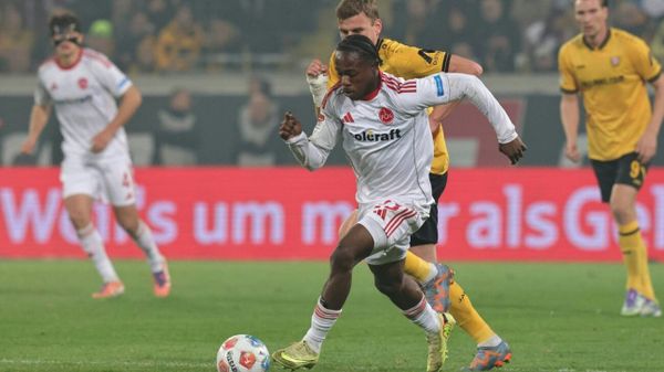 Nach Blitztor: Klose mit Nürnberg weiter auf dem Vormarsch