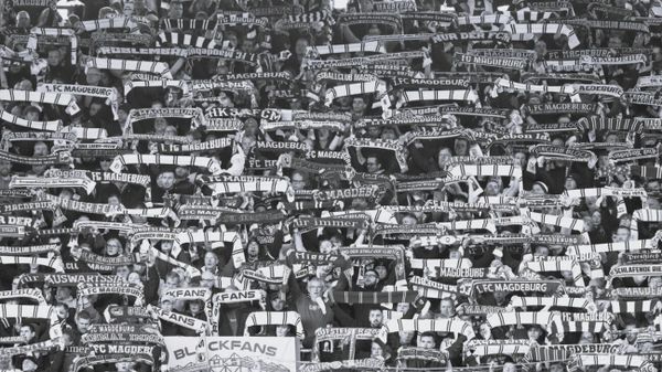 Magdeburg-Fan nach Notfall bei Zweitliga-Spiel verstorben