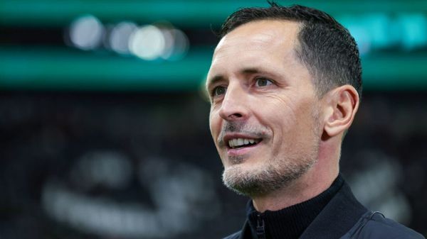 Toppmöller sieht Eintracht auf gutem Weg