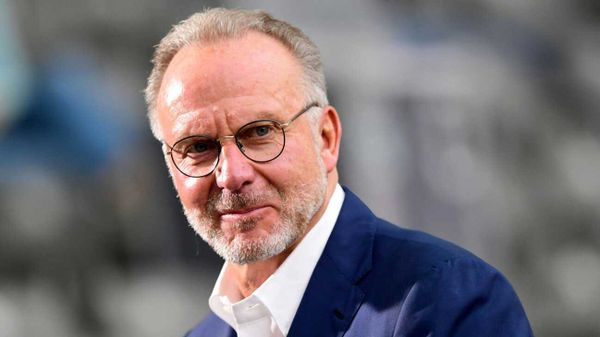Für Newcastle-Trainer Howe ist Rummenigge-Spruch "irrelevant"