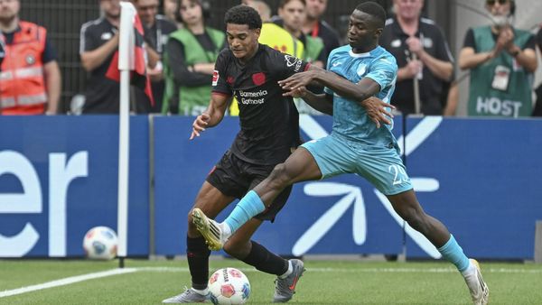 Fehlstart nach Umbruch: Bayer patzt zum Auftakt