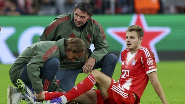 "Teilverletzung des Innenbands": Stanisic fehlt Bayern