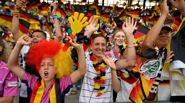 "Heimspiel" im Halbfinale: 10.000 DFB-Fans in Zürich erwartet