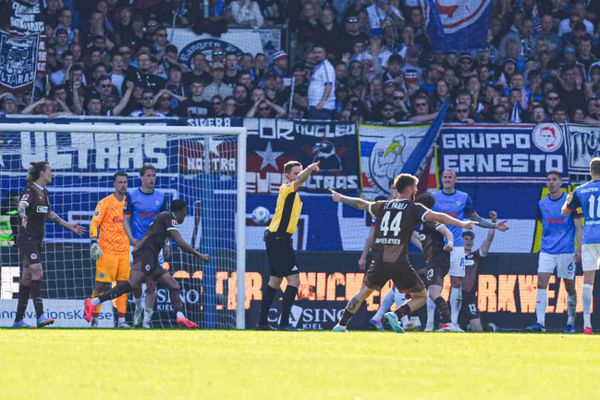 Warum St. Pauli die Klasse hält und Holstein Kiel nicht