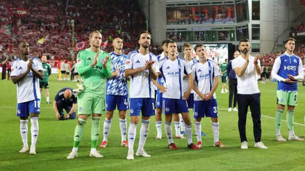 Keine "Wunderdinge": Schalke will Stimmungsdämpfer trotzen