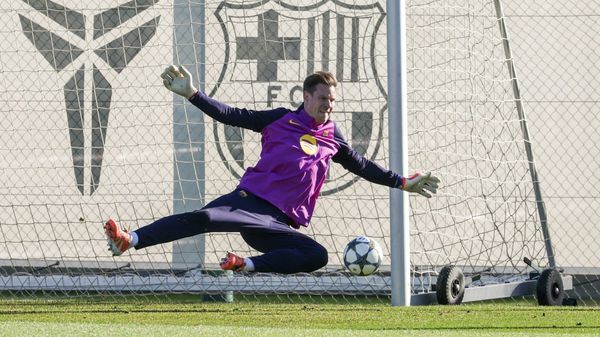 "Fühle mich gut und bereit": Ter Stegen hofft auf Debüt