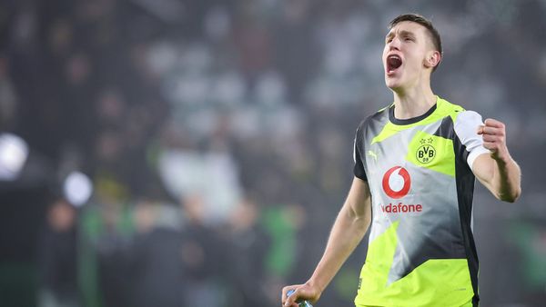 BVB mit Schlotterbeck - Urbig im Bayern-Tor