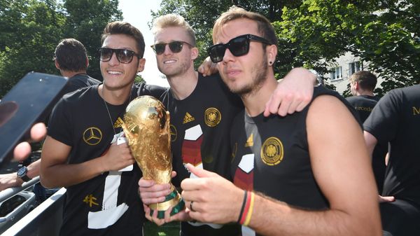 "Zu Gast bei Freunden": ZDF zeigt Özil-Doku