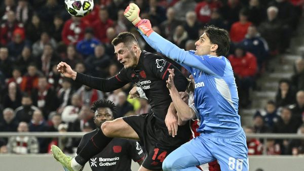 Dank Doppelpacker Schick: Leverkusen auf Achtelfinalkurs