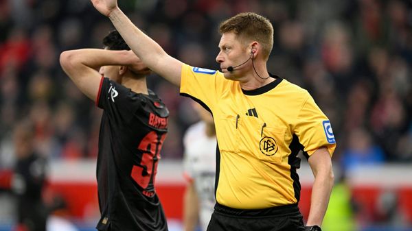 "Verstehe ich nicht": Rolfes kontert Schiri-Kritik von Hoeneß