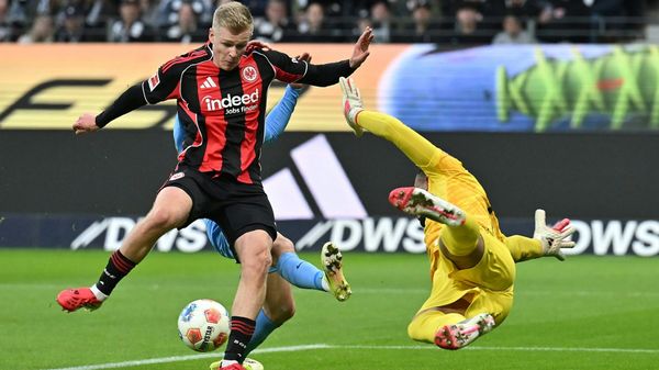 Joker Chaibi erlöst Frankfurt - Sorgen um Santos