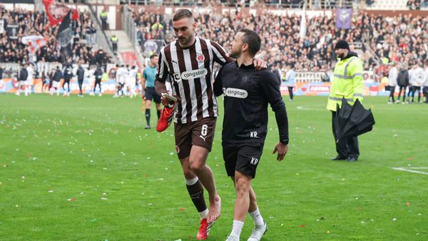 St. Pauli ohne Sands und Saliakas in Gladbach
