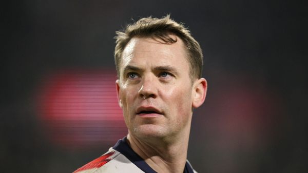 Eberl zu Verhandlungen mit Neuer: "Soll erst mal 40 werden"