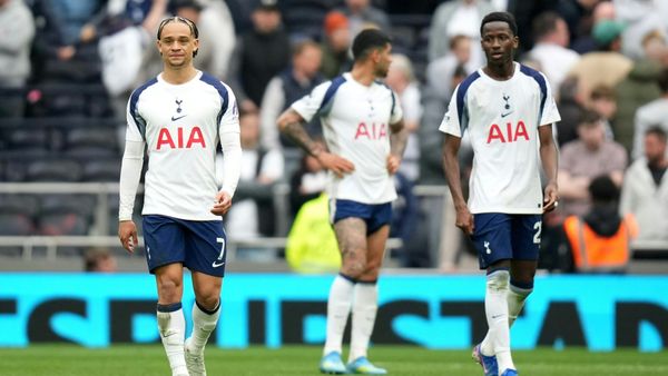 Tottenham rutscht auf Abstiegsplatz - West Ham siegt