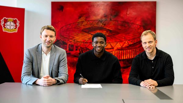 Leverkusener Eigengewächs Mensah erhält Profivertrag