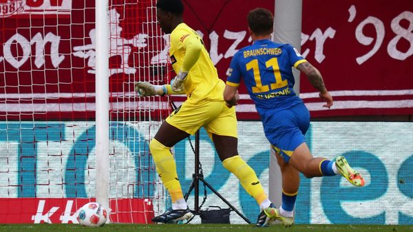 Auswärtssieg: Braunschweig verschafft sich Luft