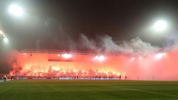 Pyrotechnik: 340.000 Euro Strafe für Union