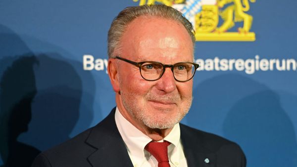 Rummenigge will Müller nicht "mit der Karotte locken"