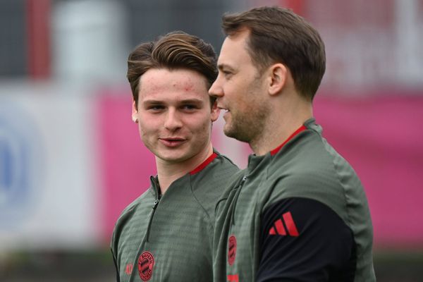 Hoeneß' Patronat-Idee degradiert Jonas Urbig zum Bittsteller statt zum Bayern-Erben