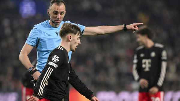 Champions League: Pinheiro pfeift Bayern, Siebert Arsenal