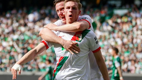 Bittere Pleite gegen Augsburg: Werder muss weiter bangen