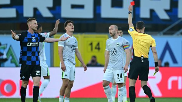Paderborn schießt Wolfsburg in die 2. Liga