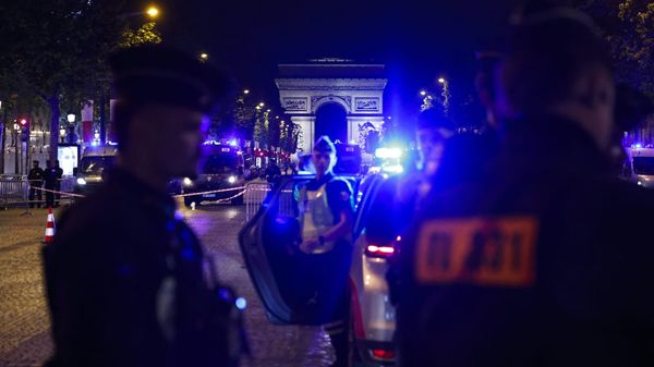 Nach Finaleinzug: Krawalle und Verletzte in Paris