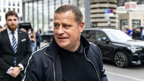 Vor Pokalfinale: Eberl sieht "sehr gute" Bayern-Saison