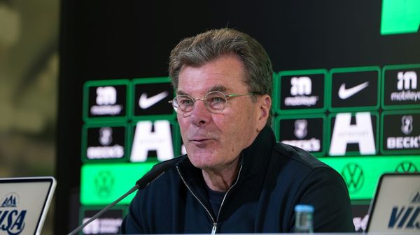 Wolfsburgs Hecking: "Haben nicht in der Hand, was Pauli macht"