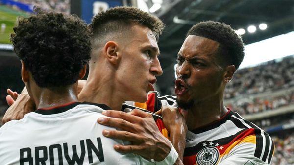 DFB-Team mit Schlotterbeck zum Gruppenfinale