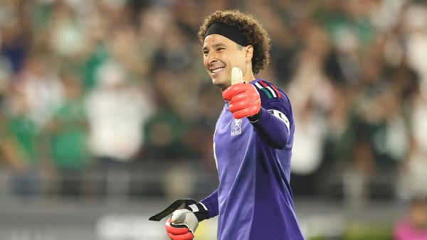 Mexiko mit Rekordtorhüter Ochoa zur WM