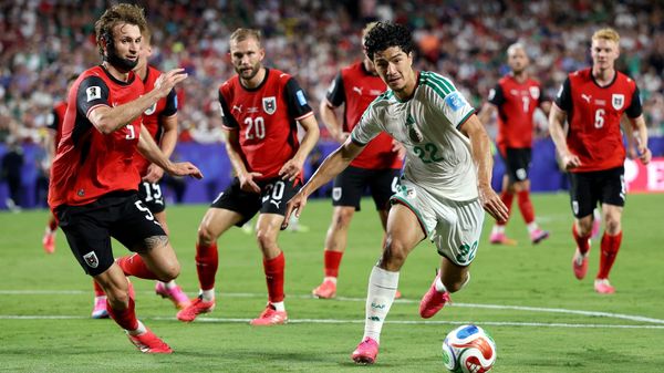 Aberwitziges "Endspiel": Österreich und Algerien weiter