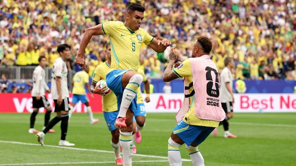 Samba in Houston: Brasilien ringt Japan nieder