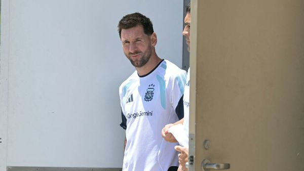 Tränen beim WM-Rekord: Messi sorgt sich um seinen Vater