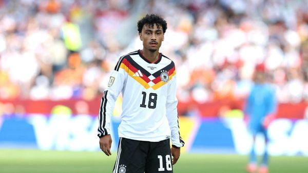 Vor Sechzehntelfinale: Brown zurück auf dem Trainingsplatz
