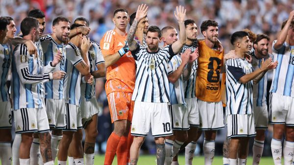 Rekordmann Messi bescheiden: "Ich liebe Fußballspielen"