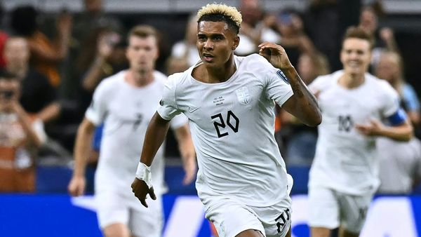 Nusa und Haaland treffen: Norwegen erreicht WM-Achtelfinale
