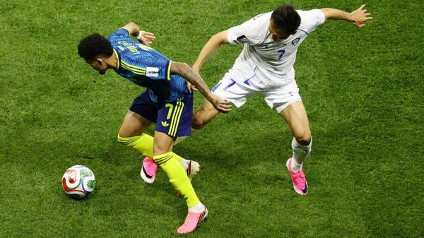 Díaz überragt: Kolumbien schlägt WM-Neuling Usbekistan